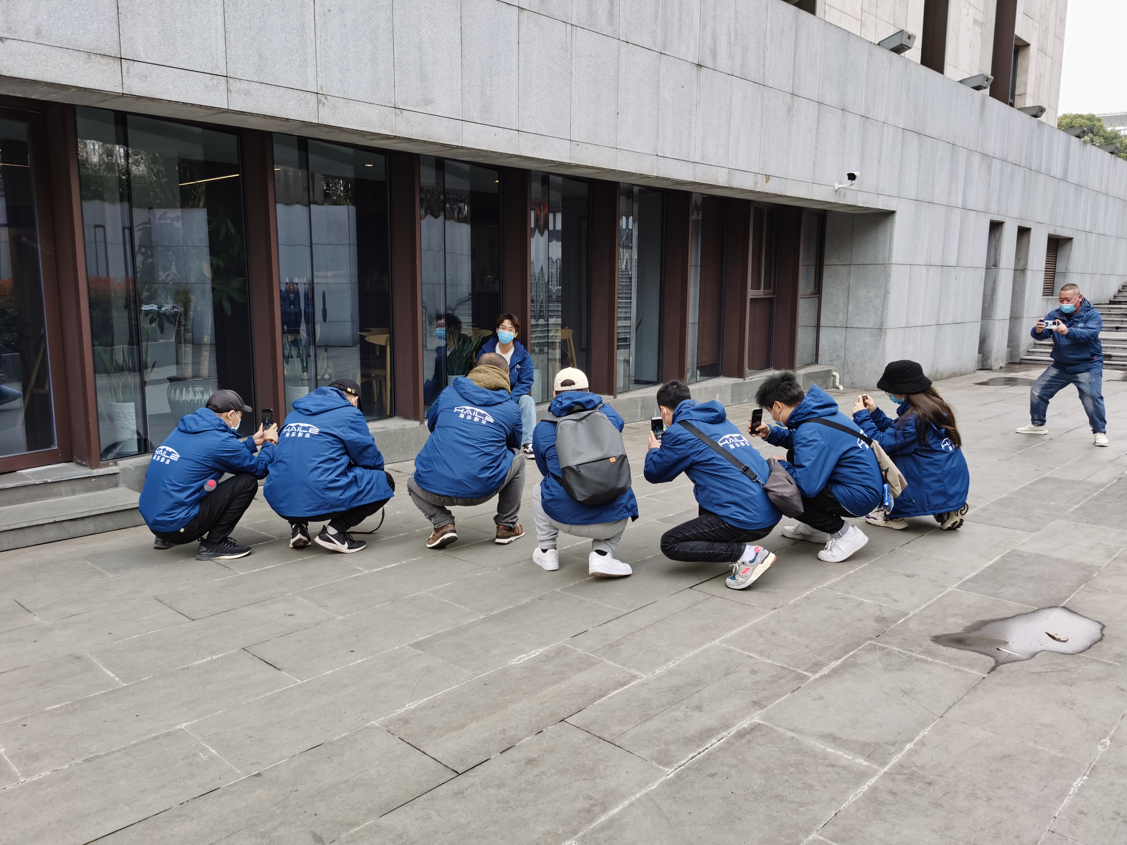 三月，向南迎春去(图22)